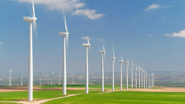 The Risks of Working on a Wind Farm