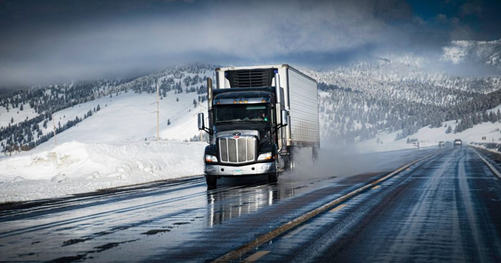 Understanding the Benefits of Hiring a Specialized 18-Wheeler Accident Law Firm