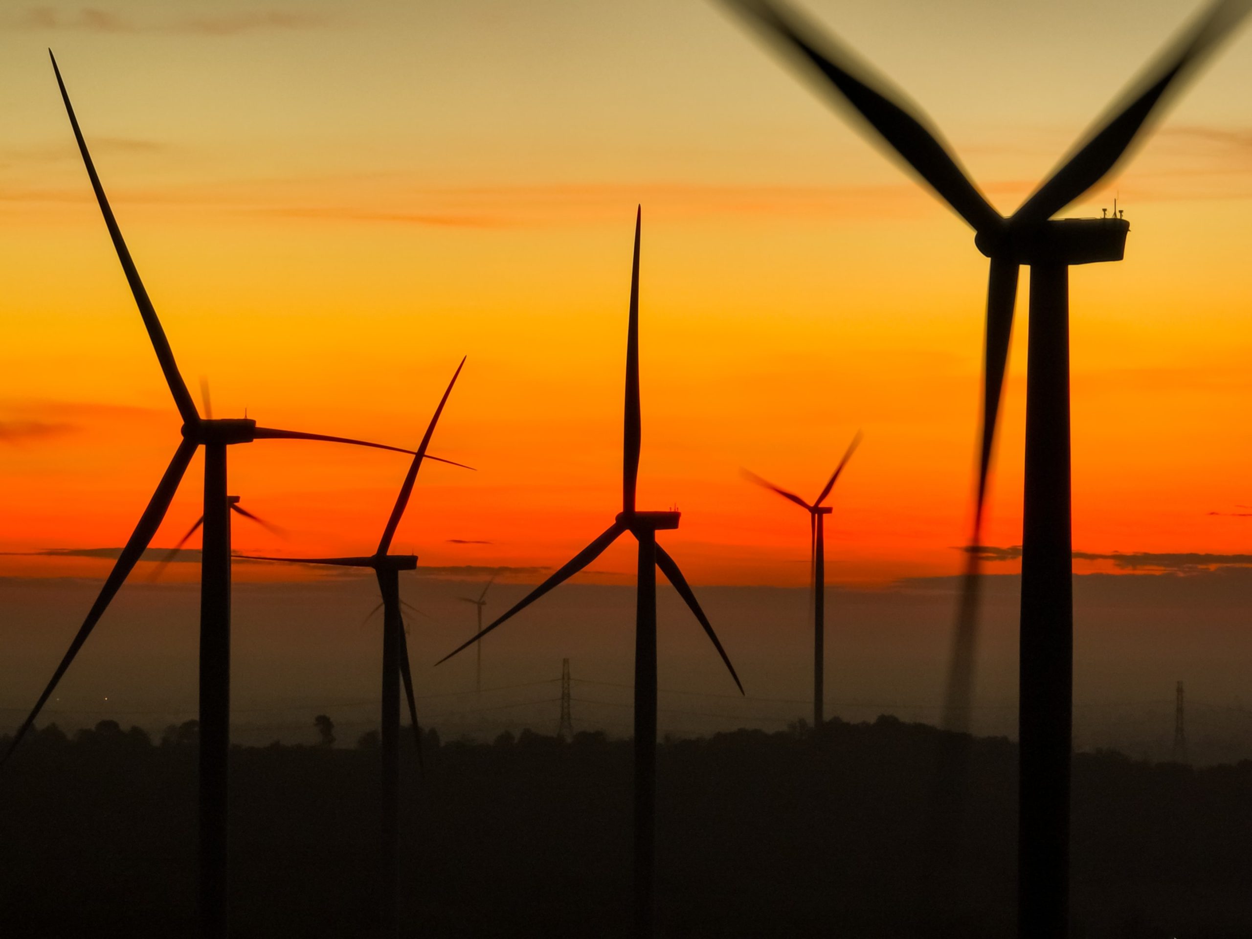 Wind Turbine Installation Risks for Construction Workers 2 Wind Turbines